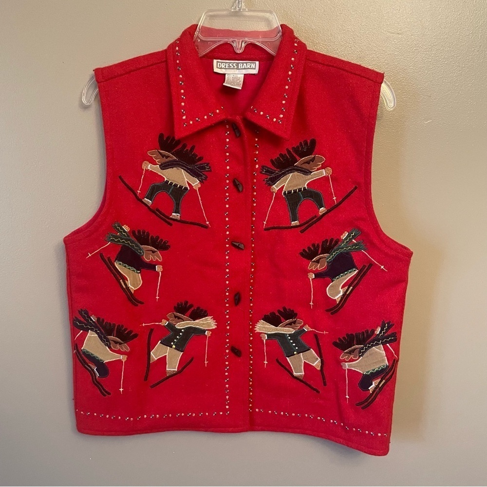 Dress Barn Ugly Christmas reindeer snowskiing  red wool vest size Large